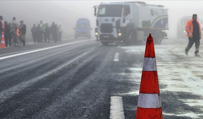 Kuzey Marmara Otoyolu'nda 10 kişinin öldüğü kazanın olay yeri incelemesi tamamlandı