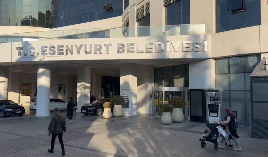 Esenyurt Belediyesi'ne 'yolsuzluk' operasyonu: 19 kişi hakkında gözaltı kararı