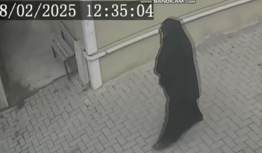 Çarşaf giyip 1 milyon TL’lik ziynet eşyası çaldı