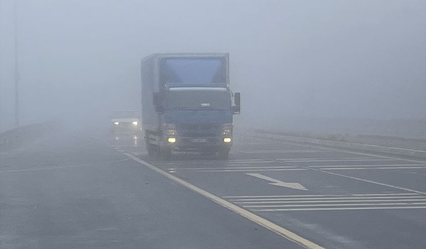 Bolu Dağı'nda sis nedeniyle görüş mesafesi düştü