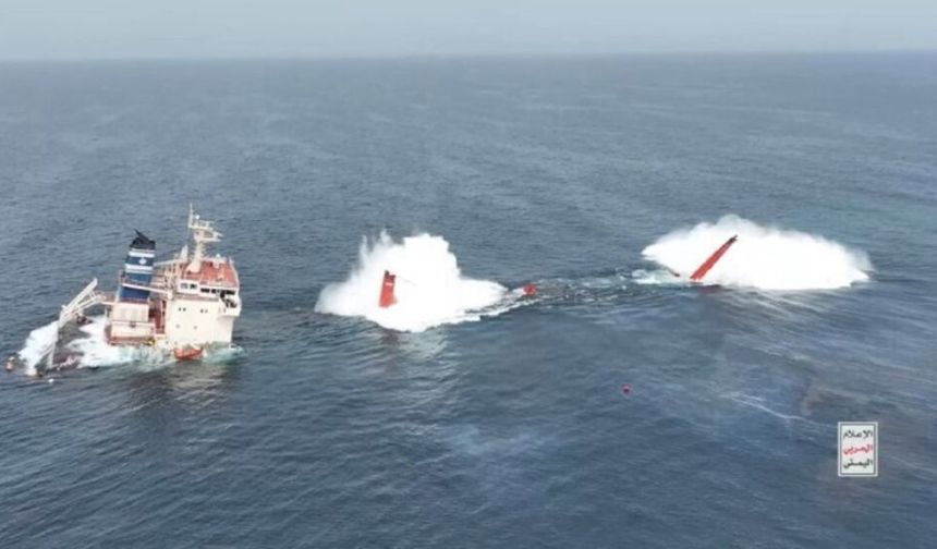 ABD, Yemen'deki Husilerin iki kargo gemisine saldırısını kınadı