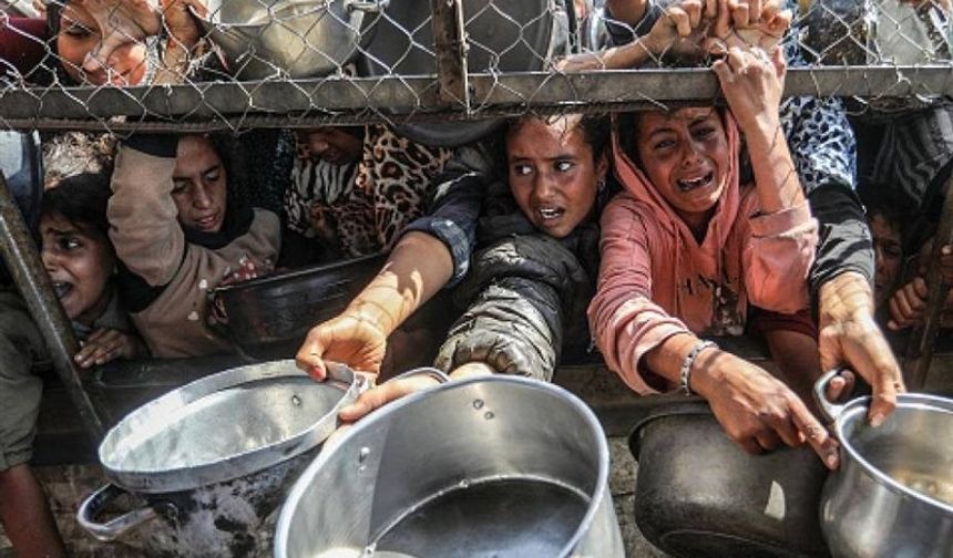 Gazze'deki açlığın boyutunu ne kadar kavrayabiliyoruz? Siyonistlerin açlık silahının yıkımı nesiller boyu sürebilir