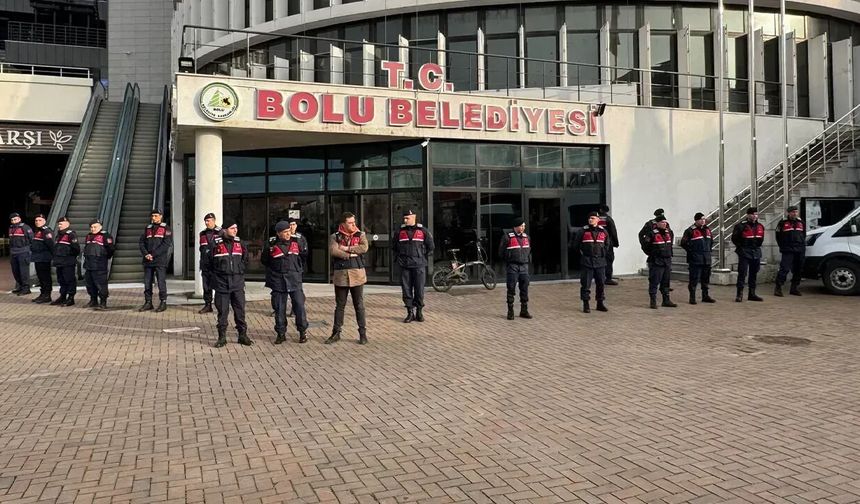 Bolu Belediyesi'nde arama yapılıyor