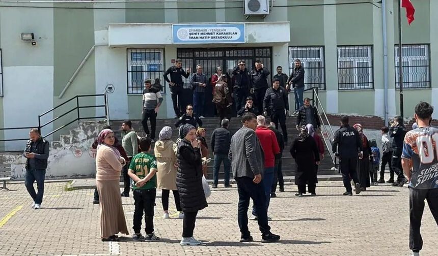 Diyarbakır'da okul çevresinde silah sesleri: Saldırgan yakalandı