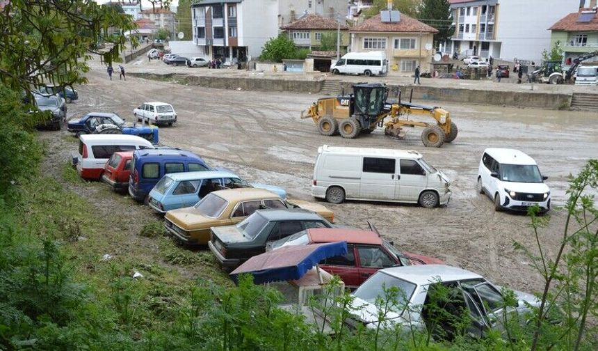 AFAD'dan Samsun'daki selden etkilenenler için 50 milyon lira acil yardım ödeneği