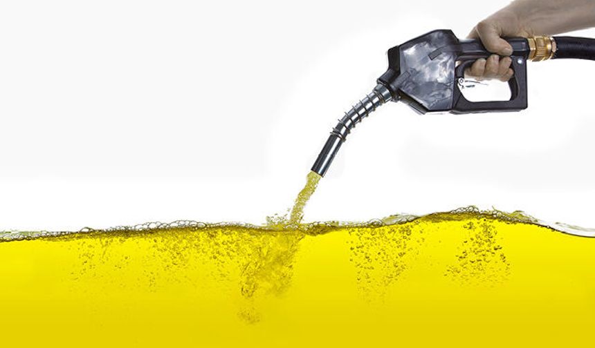 Petrol fiyatları çakıldı: Motorine 4 lira 88 kuruşluk indirim bekleniyor