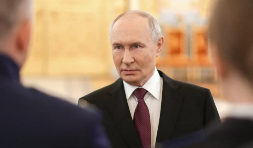 Rusya Devlet Başkanı Putin'den Ukrayna'ya yeşil ışık