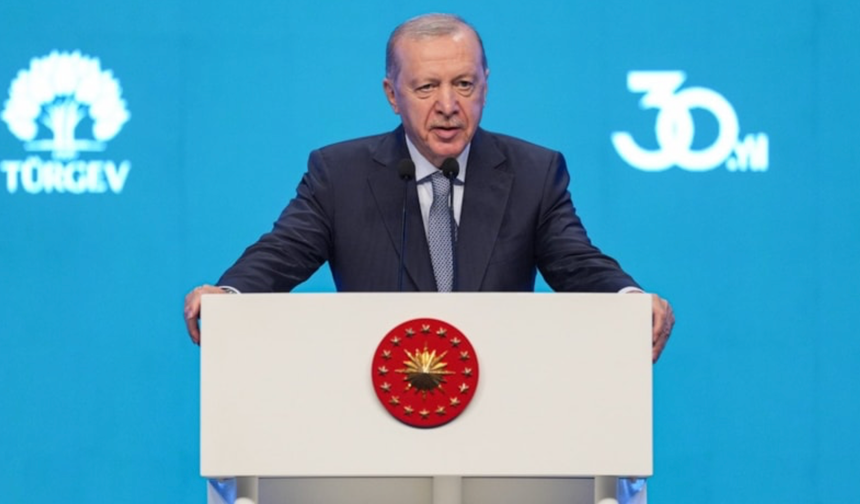 Cumhurbaşkanı Erdoğan: LGBT gibi sapkınlıklar gençlere enjekte edilmeye çalışılıyor