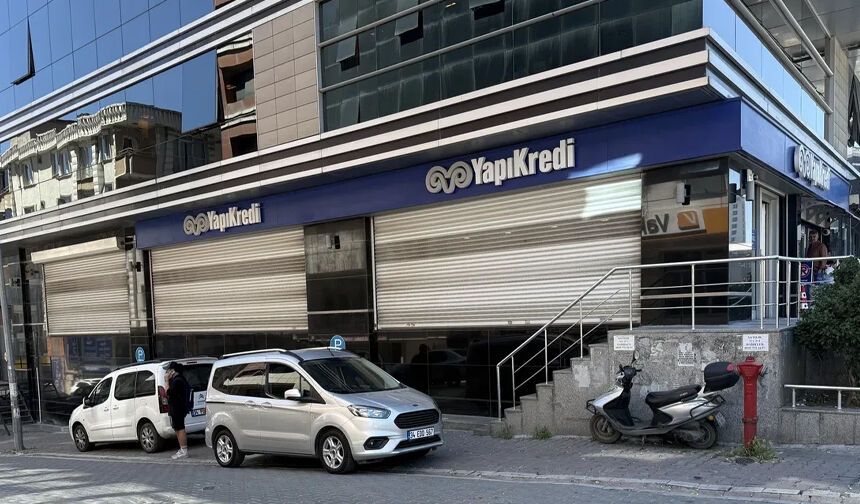 Esenyurt'ta Yapı Kredi Bankası şubesi kurşunlandı!