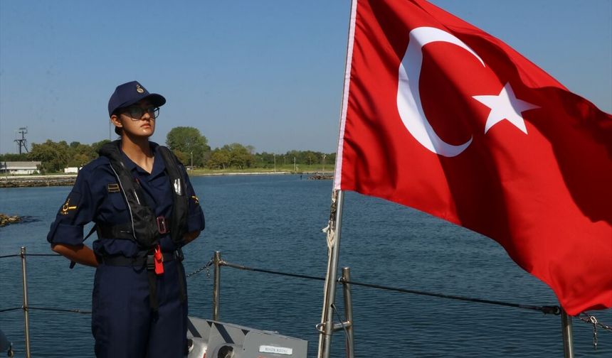 Astsubay adayları "mavi vatanı" korumaya uygulamalı eğitimlerle hazırlanıyor