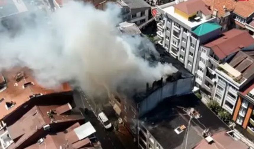 Gaziosmanpaşa'da 4 katlı binada yangın!