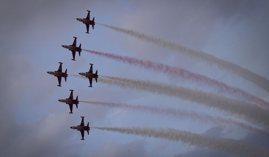 Türk Yıldızları, Malatyalılara unutulmaz bir gösteri sundu
