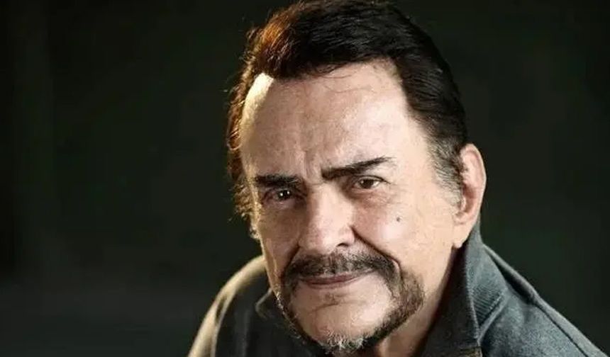 Ünlü şarkıcı Alpay hayatını kaybetti!