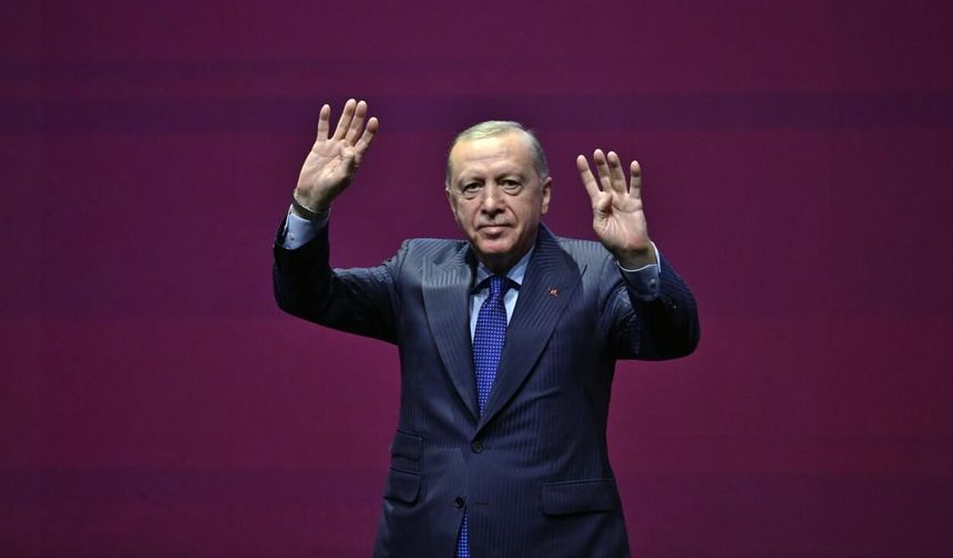 Erdoğan: Tekno Oligarklara karşı güvencemiz TEKNOFEST gençliği