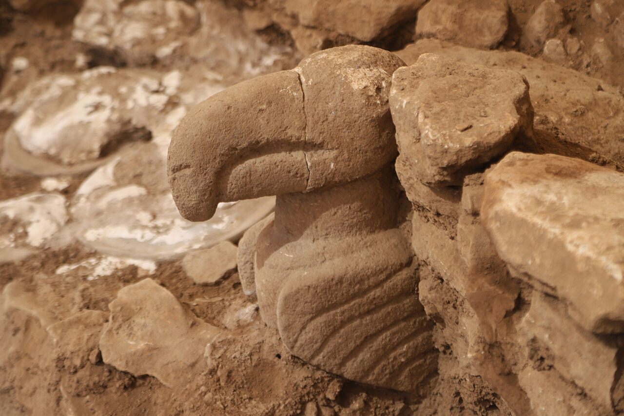 Göbeklitepe ve Karahantepe'de yeni heykeller bulundu