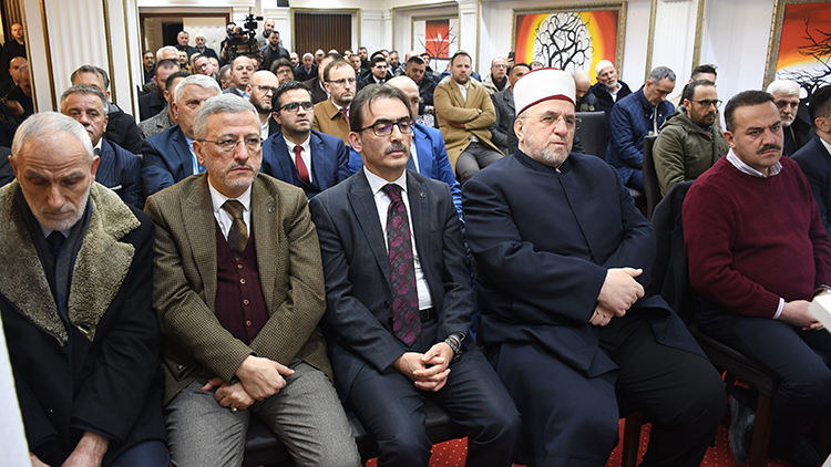 2025 Subat Diyanet Isleri Baskanliginin Arnavutça Kur An I Kerim Meali Kosova Da Tanitildi C 20250221 2 67836175 109916263