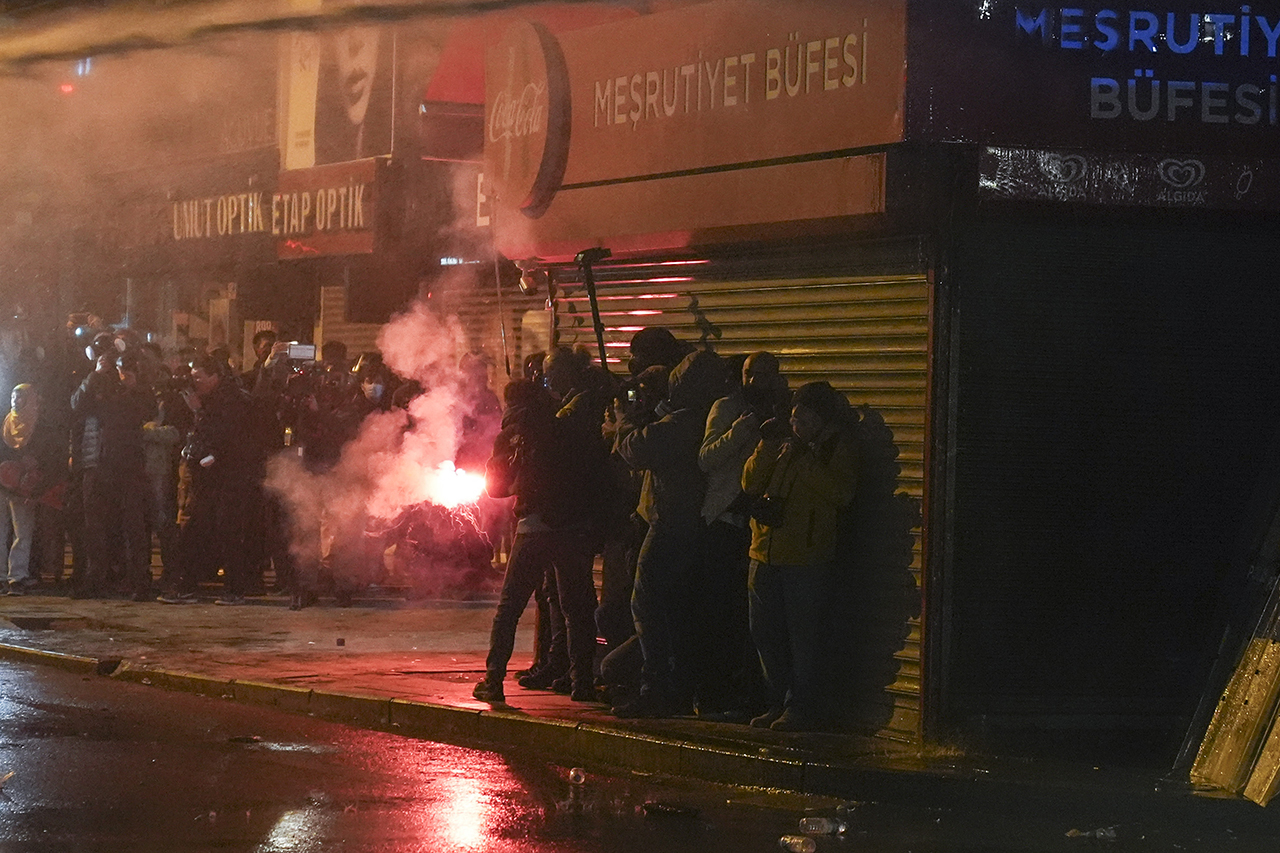 A A 20250323 37430037 37430030 B A S K E N T T E I Z I N S I Z G O S T E R I Y E M U D A H A L E E D E N 5 P O L I S Y A R A L A N D I