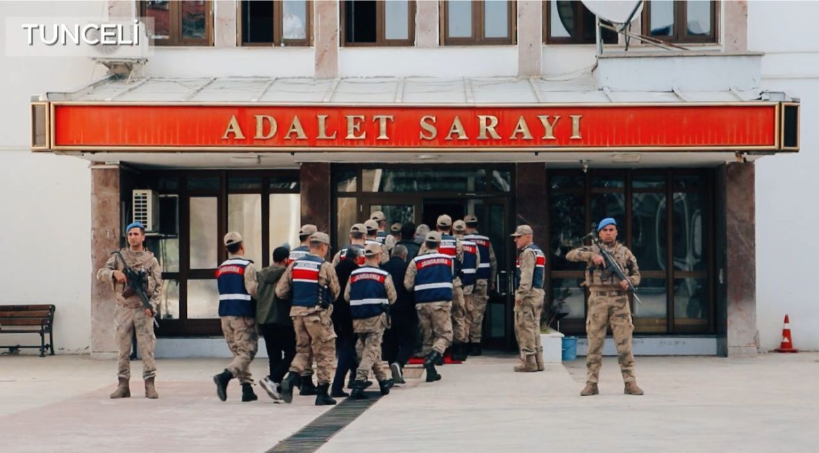 Tunceli'de Sazan Sarmalı Gibi Bir Operasyona Imza (3)