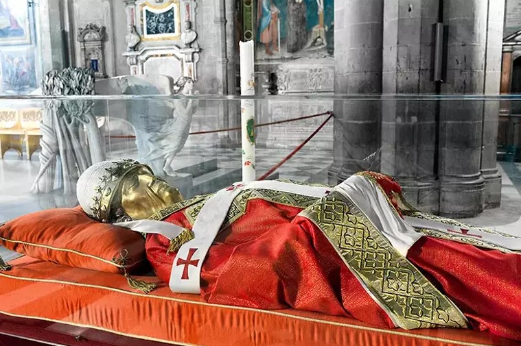 Papa 10'Ncu Gregorius