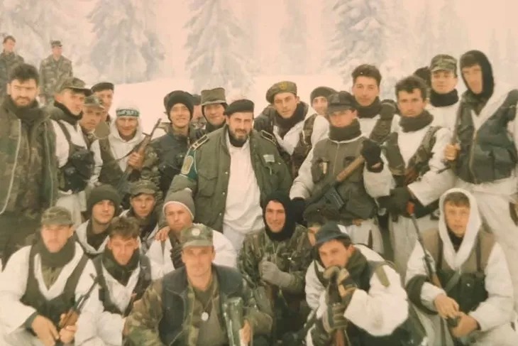 Kahraman Bosnak Komutan Halil Br