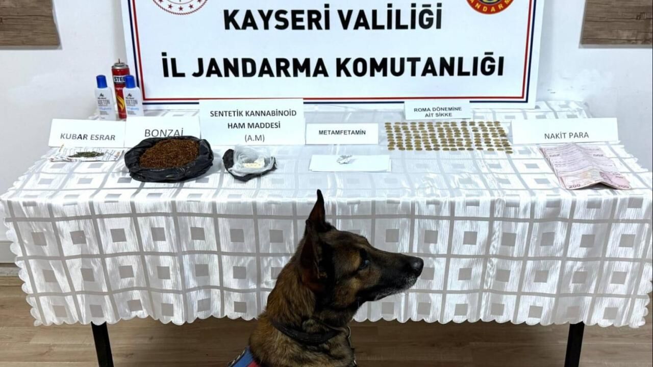 Kayseri'de tarihi eser niteliğinde 141 sikke ele geçirildi