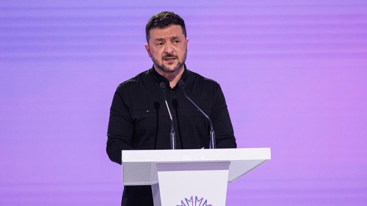 Zelenski'den 'Rusya' açıklaması: Görüşmeye hazırım