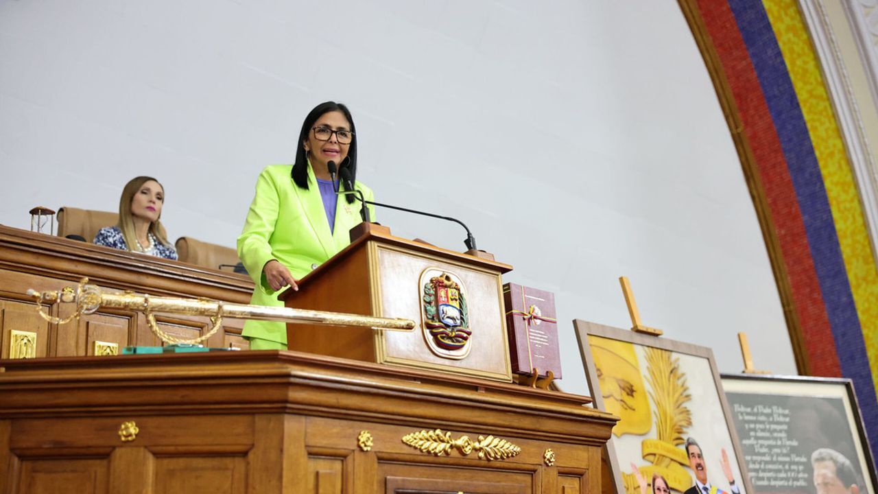 Rodriguez: Ülkede "demokratik geçiş süreci başladı"