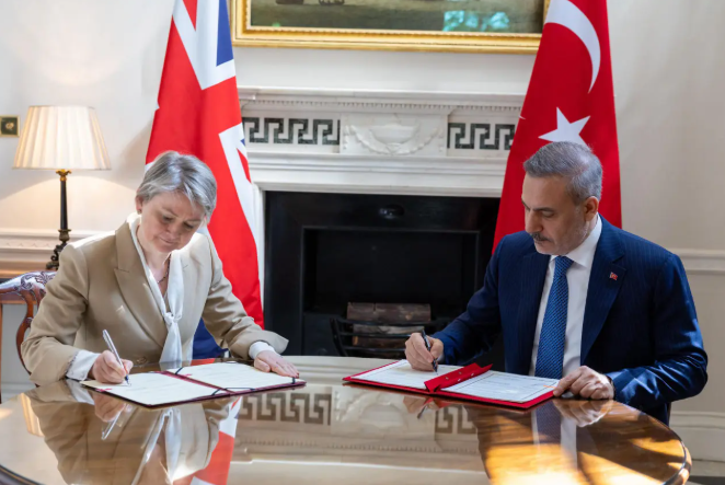 Hakan Fidan Ve Yvette Cooper