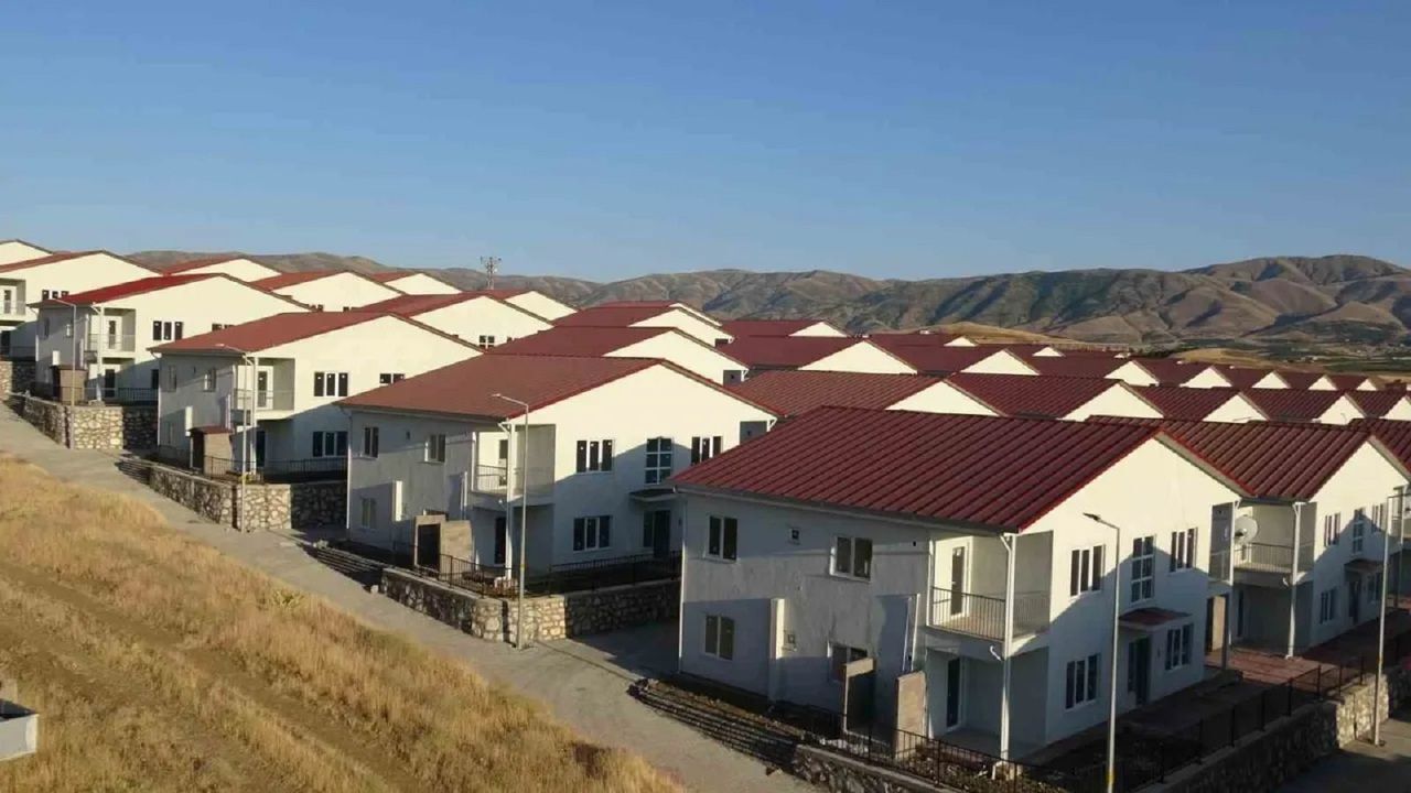 Ahbap Deprem Evleri