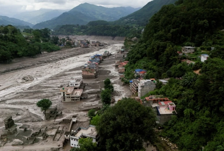 Dünya'nın Konuştuğu Nepal'deki Sel Felaketi (9)